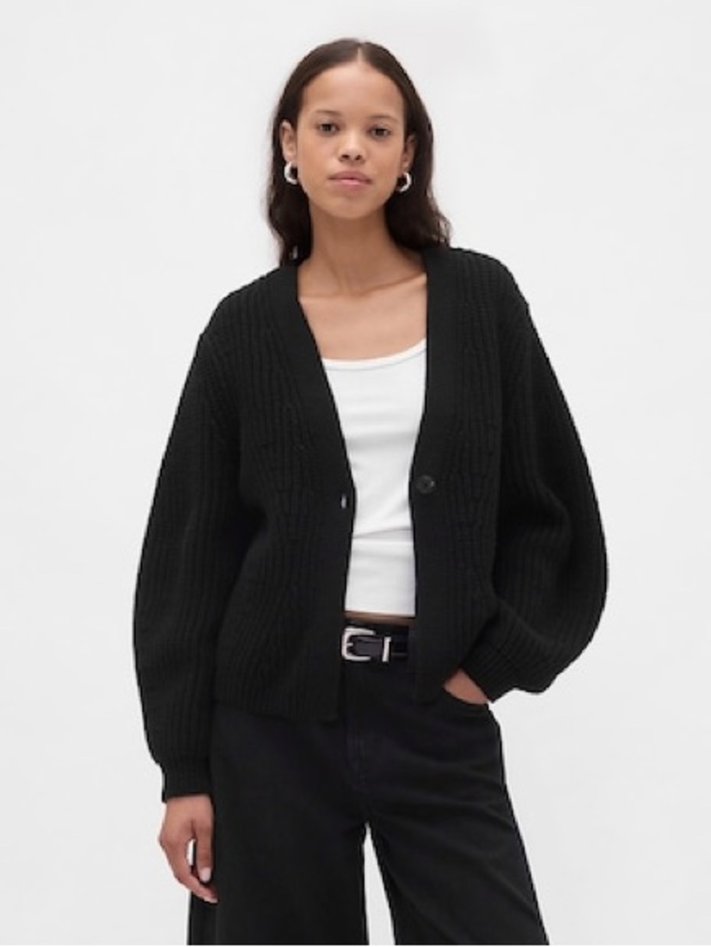 GAP Women’s Barrel Black Sweater